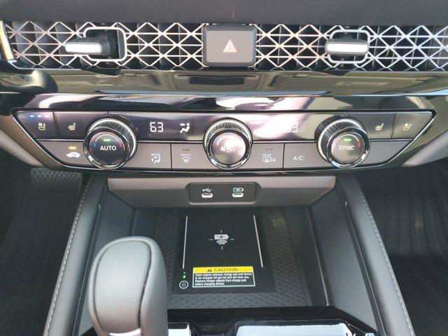 Photo of 2025 Platinum White Pearl Honda Accord Hybrid