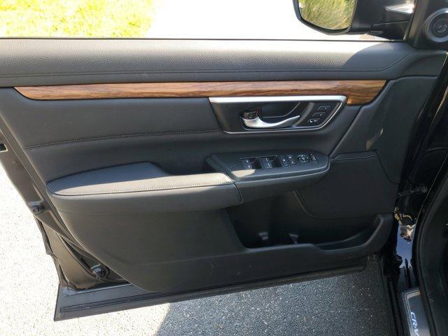 Photo of 2022 Crystal Black Pearl Honda CR-V