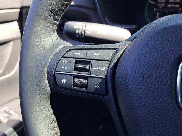 Photo of 2023 Lunar Silver Metallic Honda CR-V Hybrid