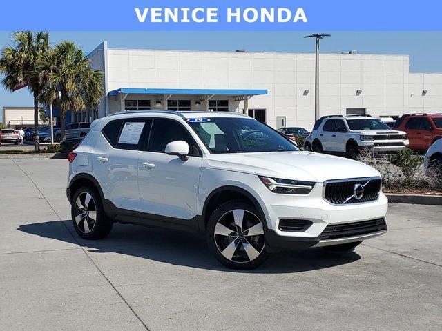 2019 Volvo XC40
