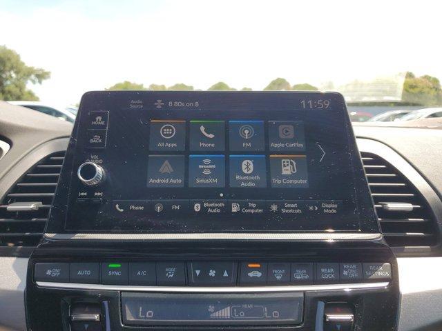 Photo of 2025 Platinum White Pearl Honda Odyssey