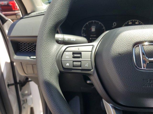 Photo of 2026 Platinum White Pearl Honda CR-V