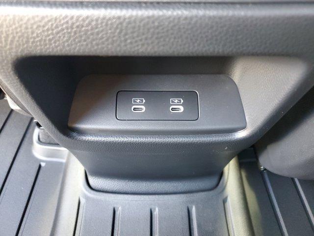 Photo of 2025 Solar Silver Metallic Honda CR-V Hybrid