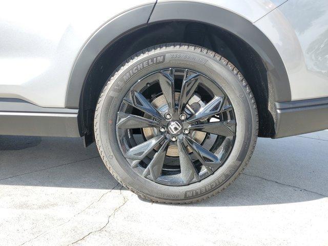Photo of 2025 Solar Silver Metallic Honda CR-V Hybrid