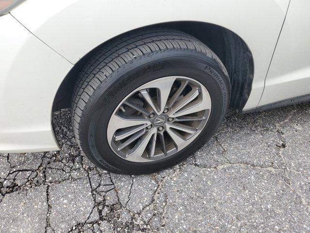 Photo of 2018 White Diamond Pearl Acura RDX