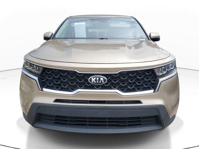 Photo of 2021 Crystal Beige Kia Sorento