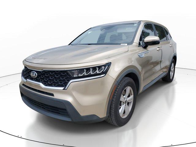 Photo of 2021 Crystal Beige Kia Sorento
