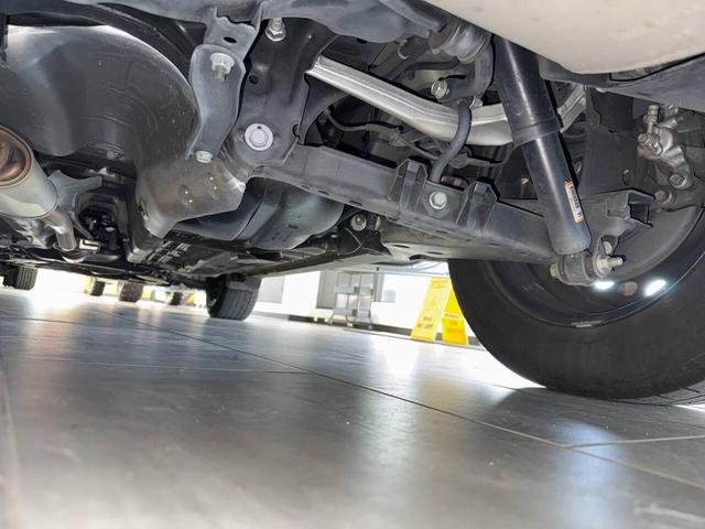 Photo of 2018 Silver Nissan Rogue