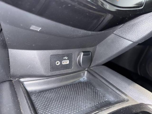 Photo of 2018 Silver Nissan Rogue