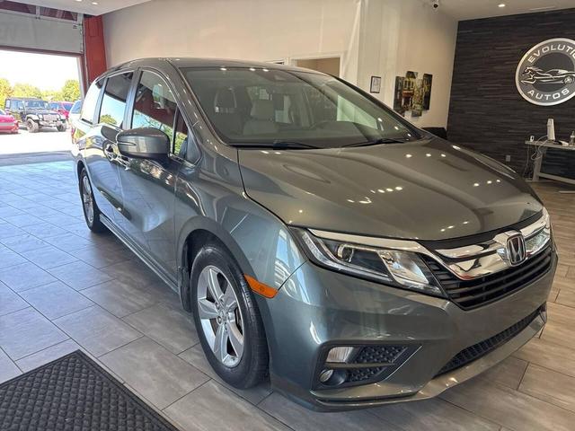 Photo of 2019 Gray Honda Odyssey