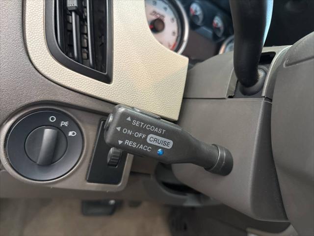 Photo of 2009 Light Ice Blue Clearcoat Metallic Ford Focus