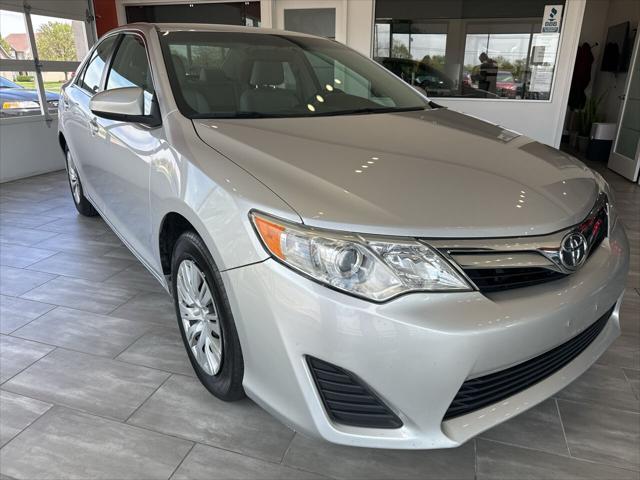 Photo of 2012 Classic Silver Metallic Toyota Camry