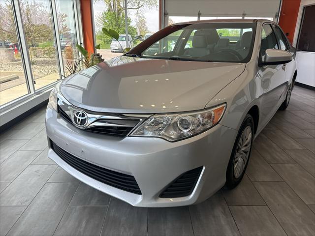 Photo of 2012 Classic Silver Metallic Toyota Camry