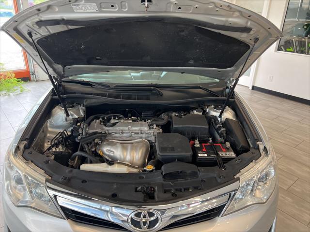 Photo of 2012 Classic Silver Metallic Toyota Camry