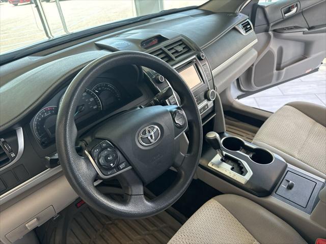 Photo of 2012 Classic Silver Metallic Toyota Camry