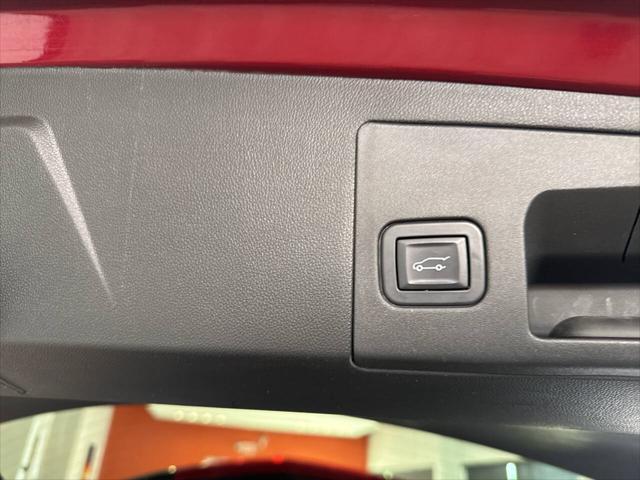 Photo of 2018 Red Passion Tintcoat Cadillac XT5