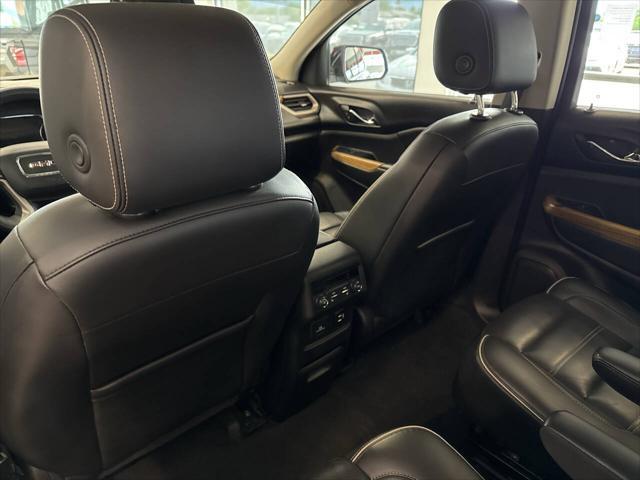 Photo of 2017 Black GMC Acadia