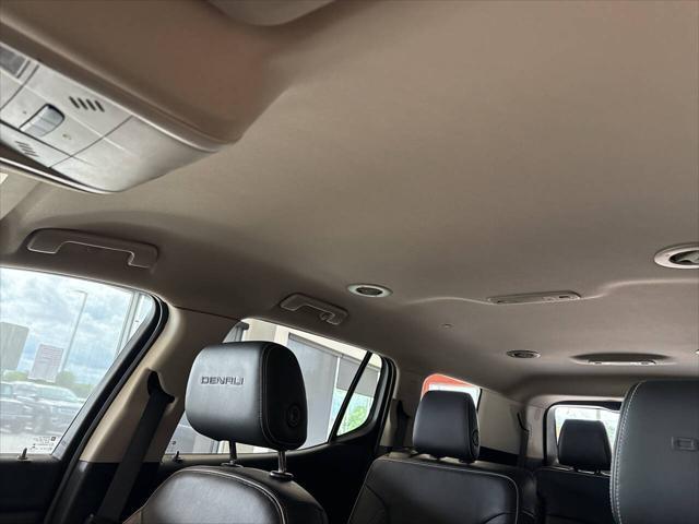 Photo of 2017 Black GMC Acadia
