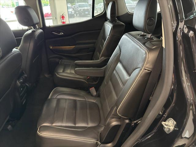 Photo of 2017 Black GMC Acadia