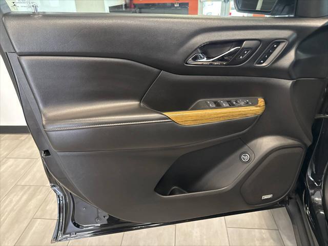 Photo of 2017 Black GMC Acadia
