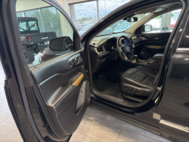 Photo of 2017 Black GMC Acadia