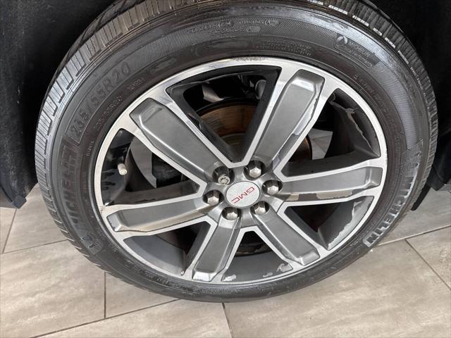 Photo of 2017 Black GMC Acadia