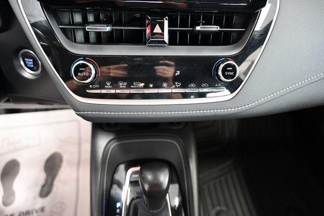 Photo of 2022 Blue Toyota Corolla