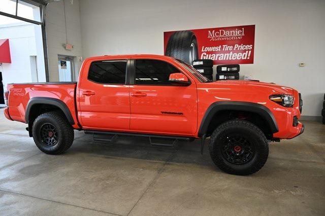 Photo of 2023 Orange Toyota Tacoma