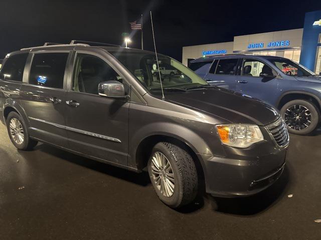 2015 Chrysler Town & Country