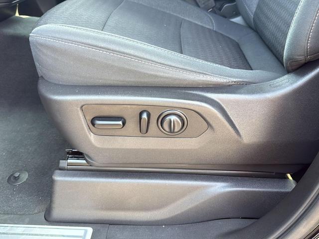 Photo of 2021 Black Chevrolet Silverado 1500