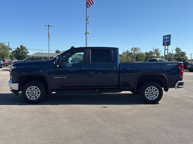 Photo of 2022 Northsky Blue Metallic Chevrolet Silverado 2500
