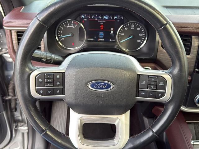Photo of 2022 Iconic Silver Metallic Ford Expedition Max
