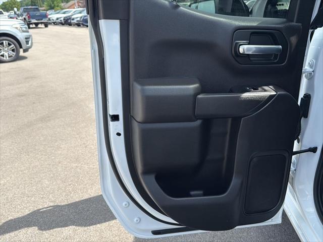 Photo of 2021 Summit White GMC Sierra 1500