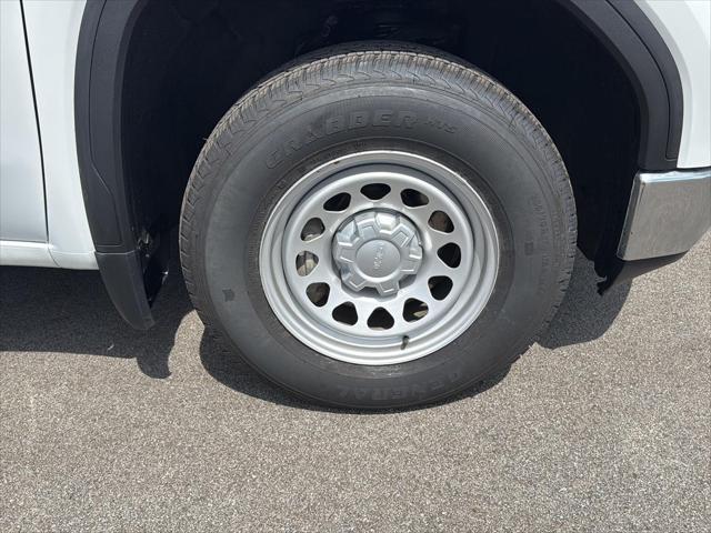 Photo of 2021 Summit White GMC Sierra 1500