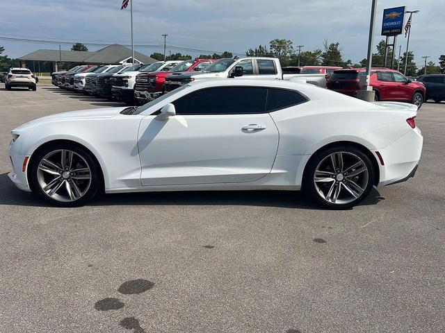 Photo of 2017 Summit White Chevrolet Camaro
