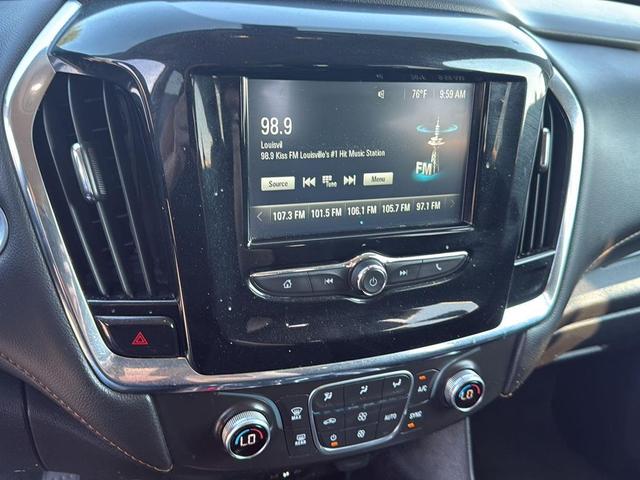 Photo of 2019 Summit White Chevrolet Traverse