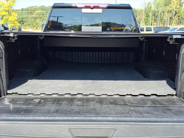 Photo of 2024 Black Chevrolet Silverado 3500