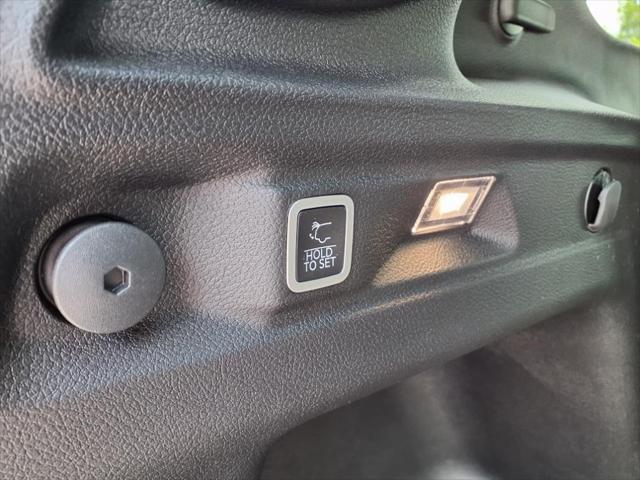 Photo of 2025 Bright White Clearcoat Jeep Grand Cherokee L