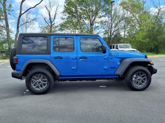 Photo of 2025 Hydro Blue Pearlcoat Jeep Wrangler