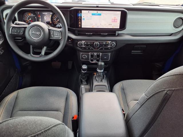 Photo of 2025 Hydro Blue Pearlcoat Jeep Wrangler