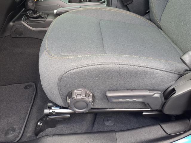 Photo of 2025 Hydro Blue Pearlcoat Jeep Wrangler