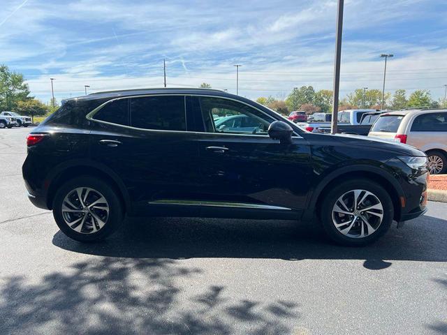 Photo of 2022 Ebony Twilight Metallic Buick Envision