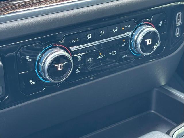Photo of 2023 Onyx Black GMC Sierra 1500