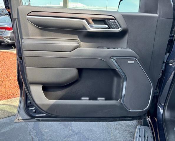 Photo of 2022 Titanium Rush Metallic GMC Sierra 1500