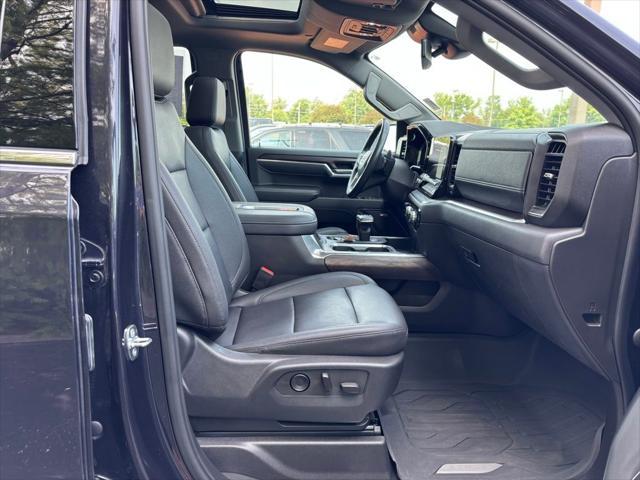 Photo of 2022 Titanium Rush Metallic GMC Sierra 1500