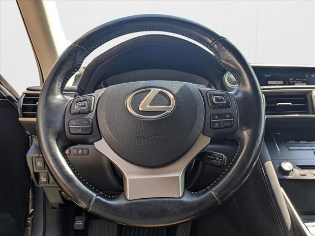 Photo of 2017 Atomic Silver [Silve Lexus IS 300