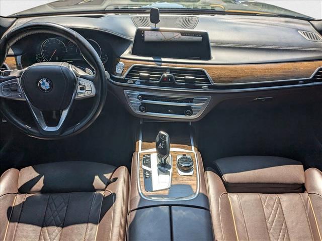 Photo of 2018 Black BMW 740