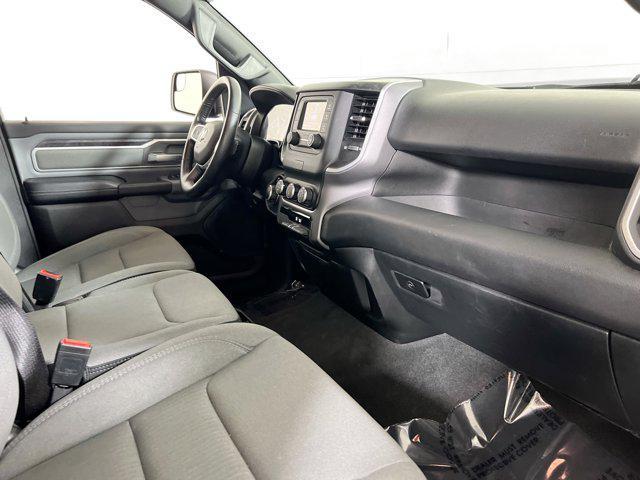 Photo of 2022 Diamond Black Crystal Pearlcoat RAM 1500