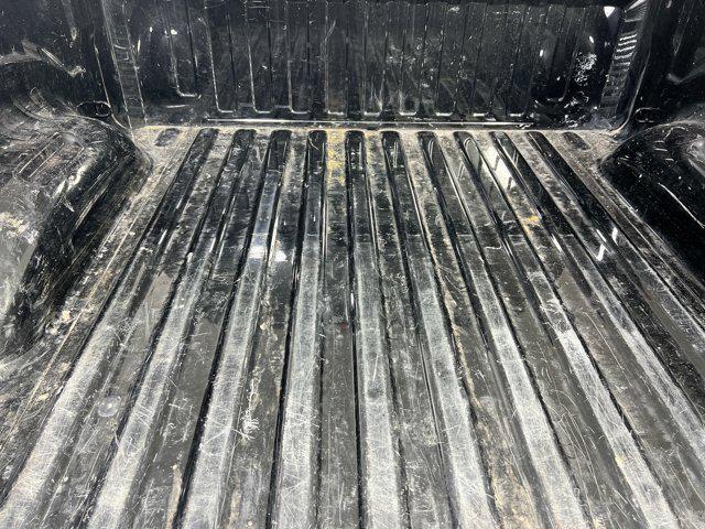 Photo of 2022 Diamond Black Crystal Pearlcoat RAM 1500