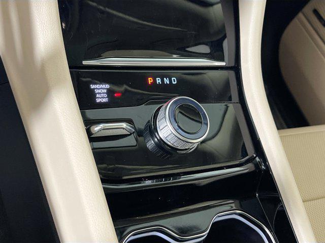 Photo of 2022 Bright White Clearcoat Jeep Grand Cherokee